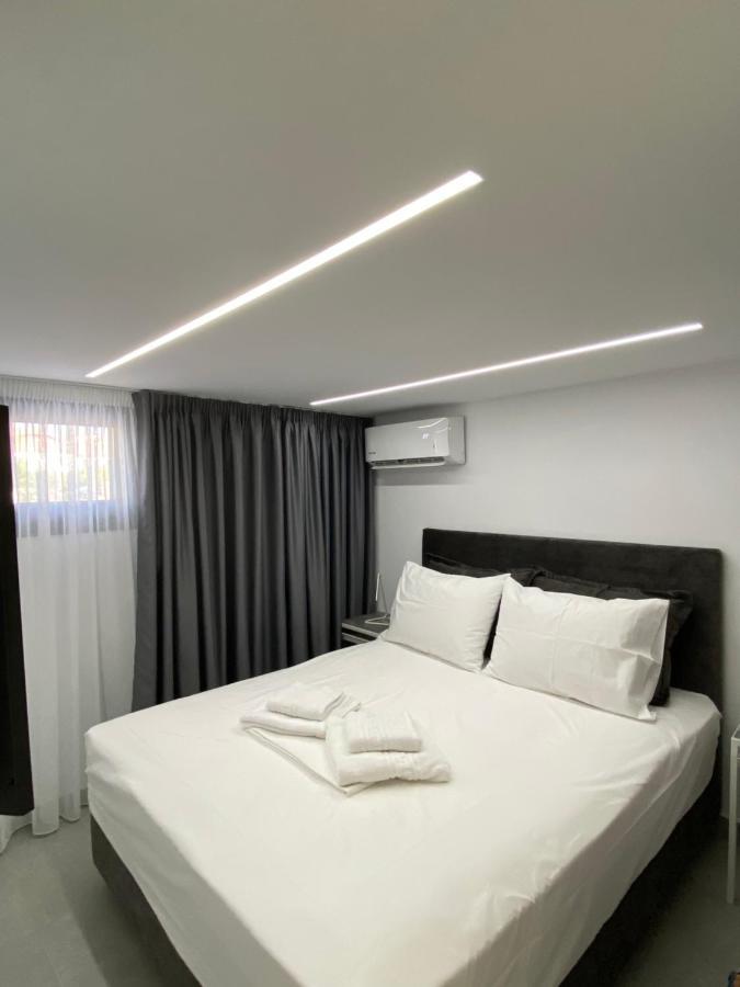 Hotel Alex 메토니 외부 사진